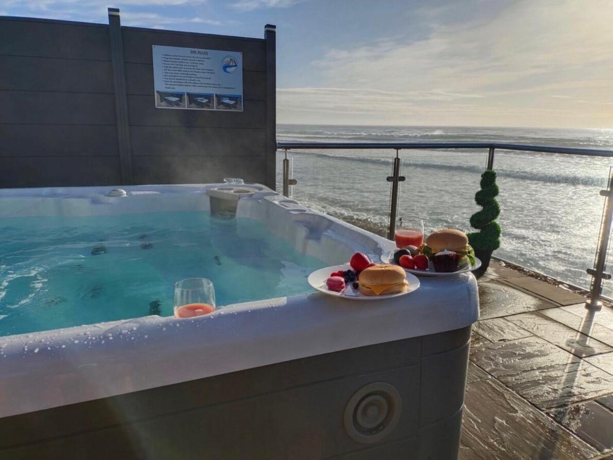 Pod 1, Sinclair Bay Lodges Keiss Bagian luar foto